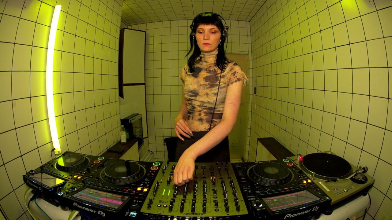 Screenshot-2024-12-04-21-52-00-1280x720