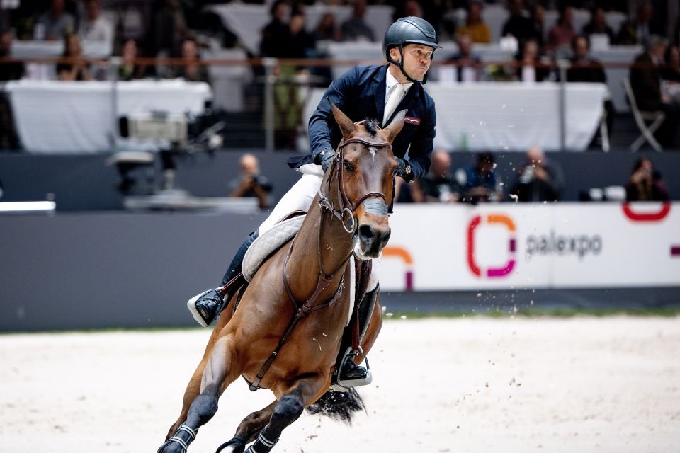 8862-Toulayna - Kent Farrington - Helen Cruden